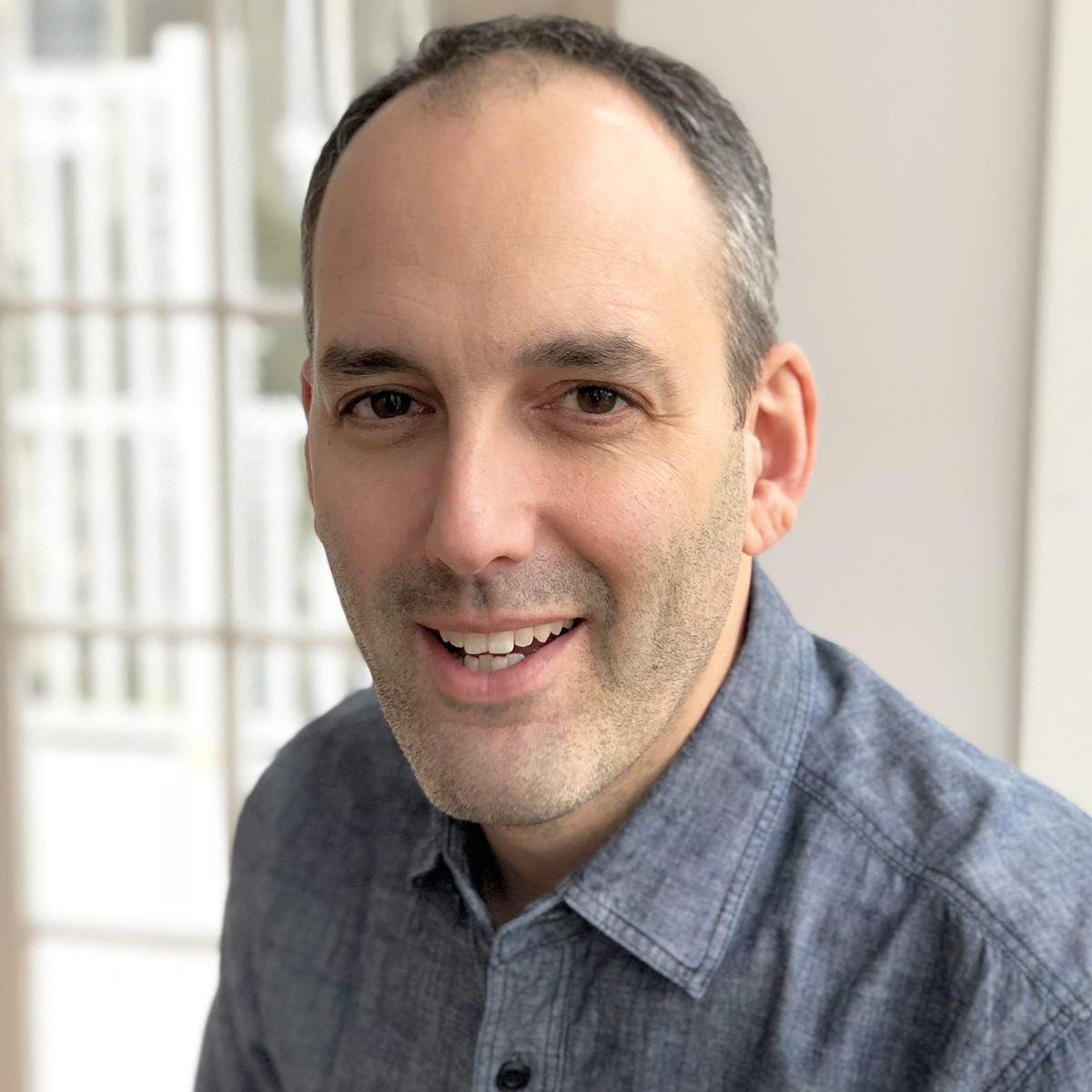 Dr. Alex Chesler