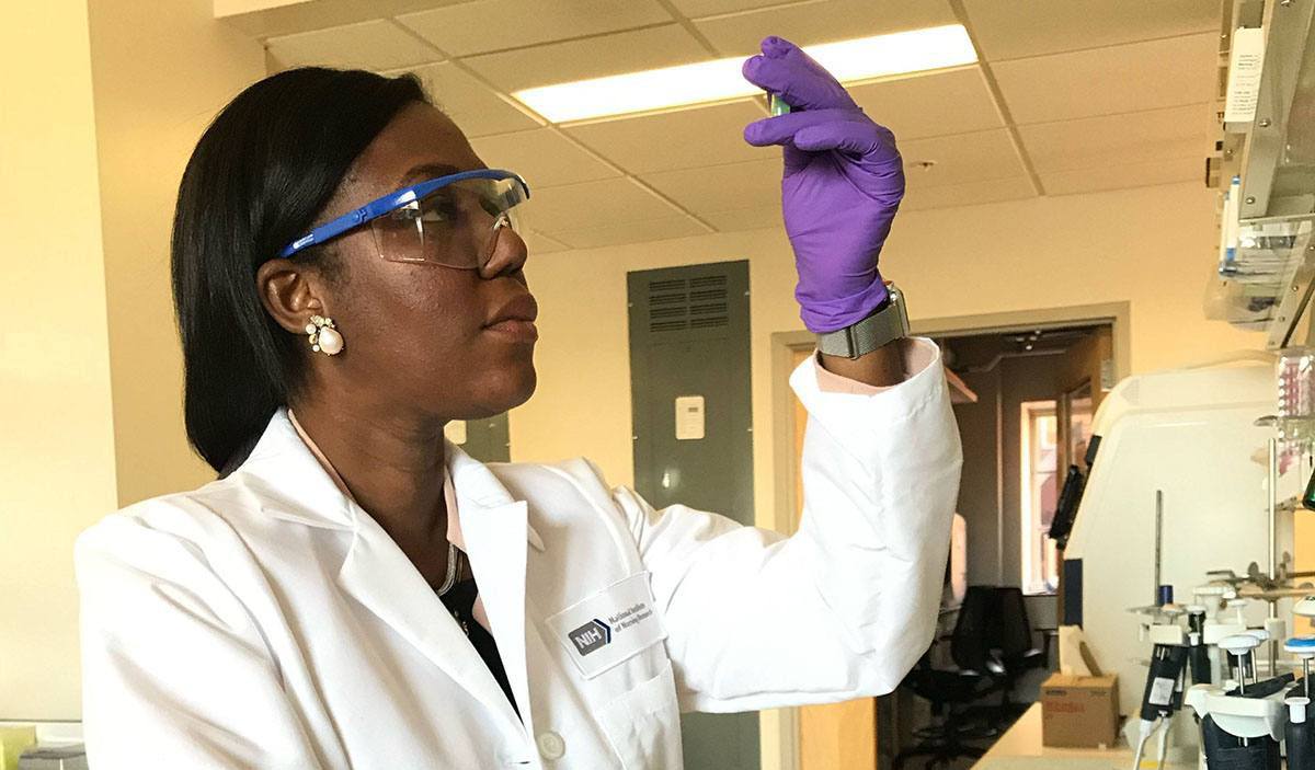 Dr. Paule Joseph