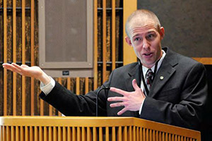 kevin_elliott_2012.jpg