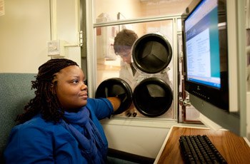 A research participant prepares for a 24-hour stay in one of the NIH Clinical Center’s metabolic chambers, allowing extremely accurate metabolism measurements