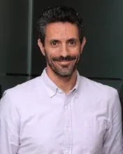 2004385674.jpg